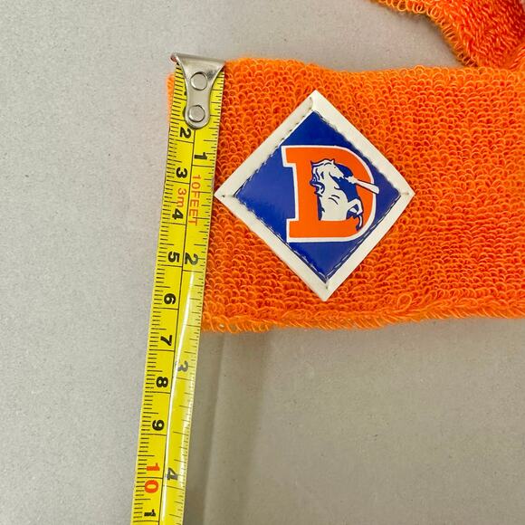 Vintage NFL Denver Broncos pair of terrycloth sweat wrist bands - Picture 12 of 13